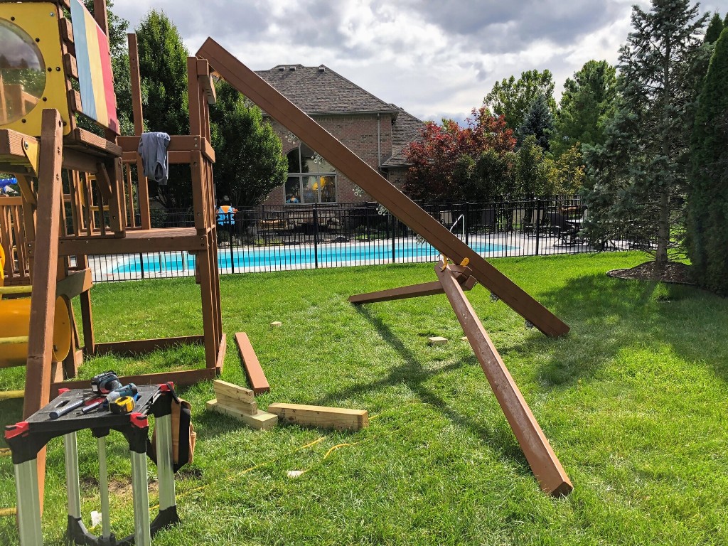 Rainbow Playset Beam Assembly