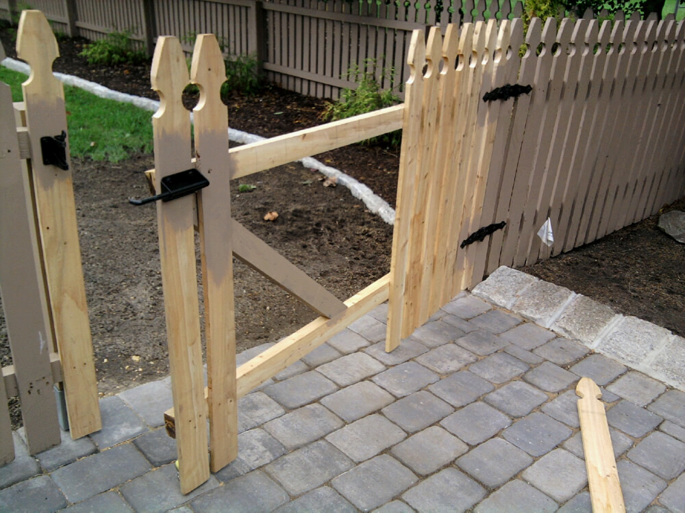 Further Cedar Fence Gate Construction - Hinge and Latch Hardware