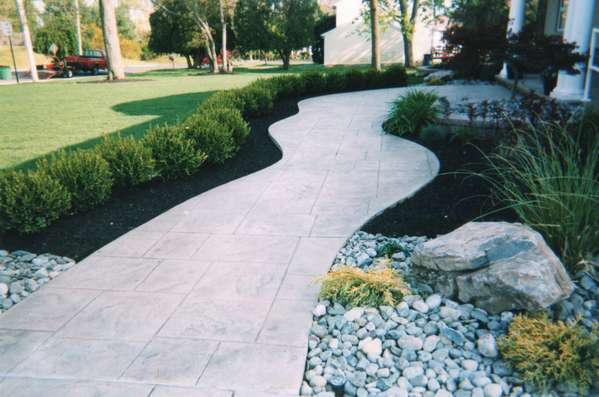 Accent Boulders in Landscape Bed