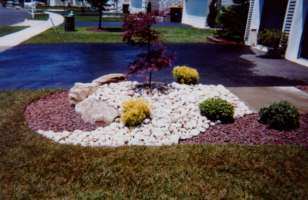 Landscape Edging Maintenance