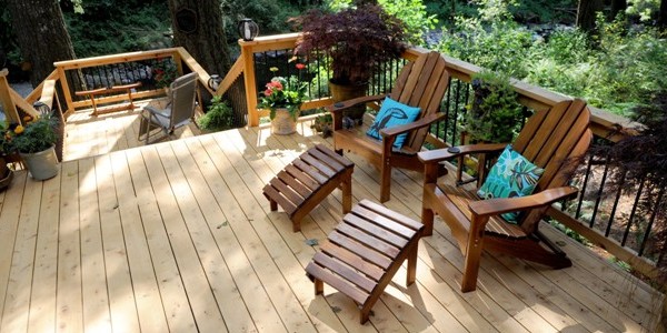 Combat and Clean Mold from Your Wood Deck