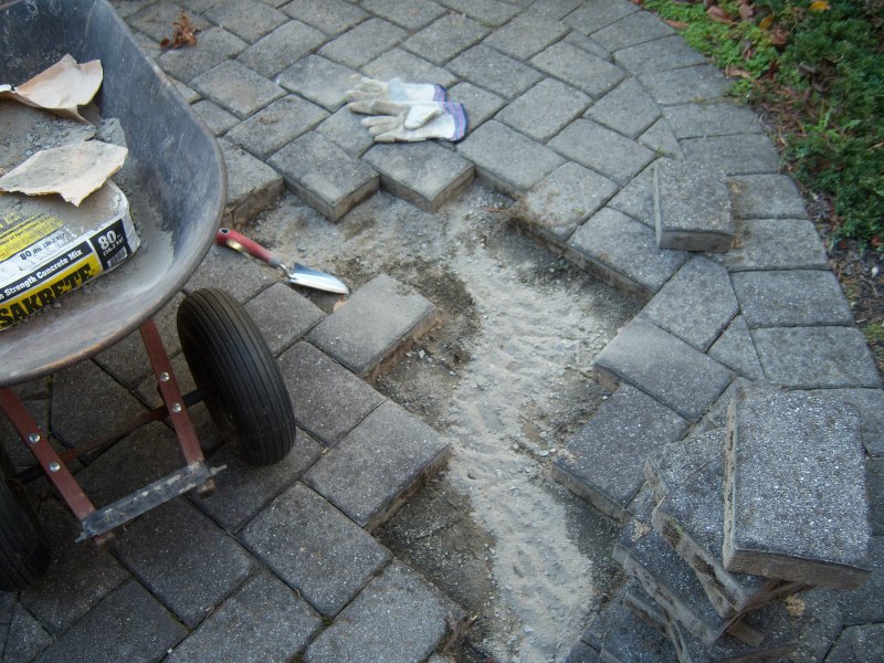 Replacing Walkway Pavers with Concrete Backfill